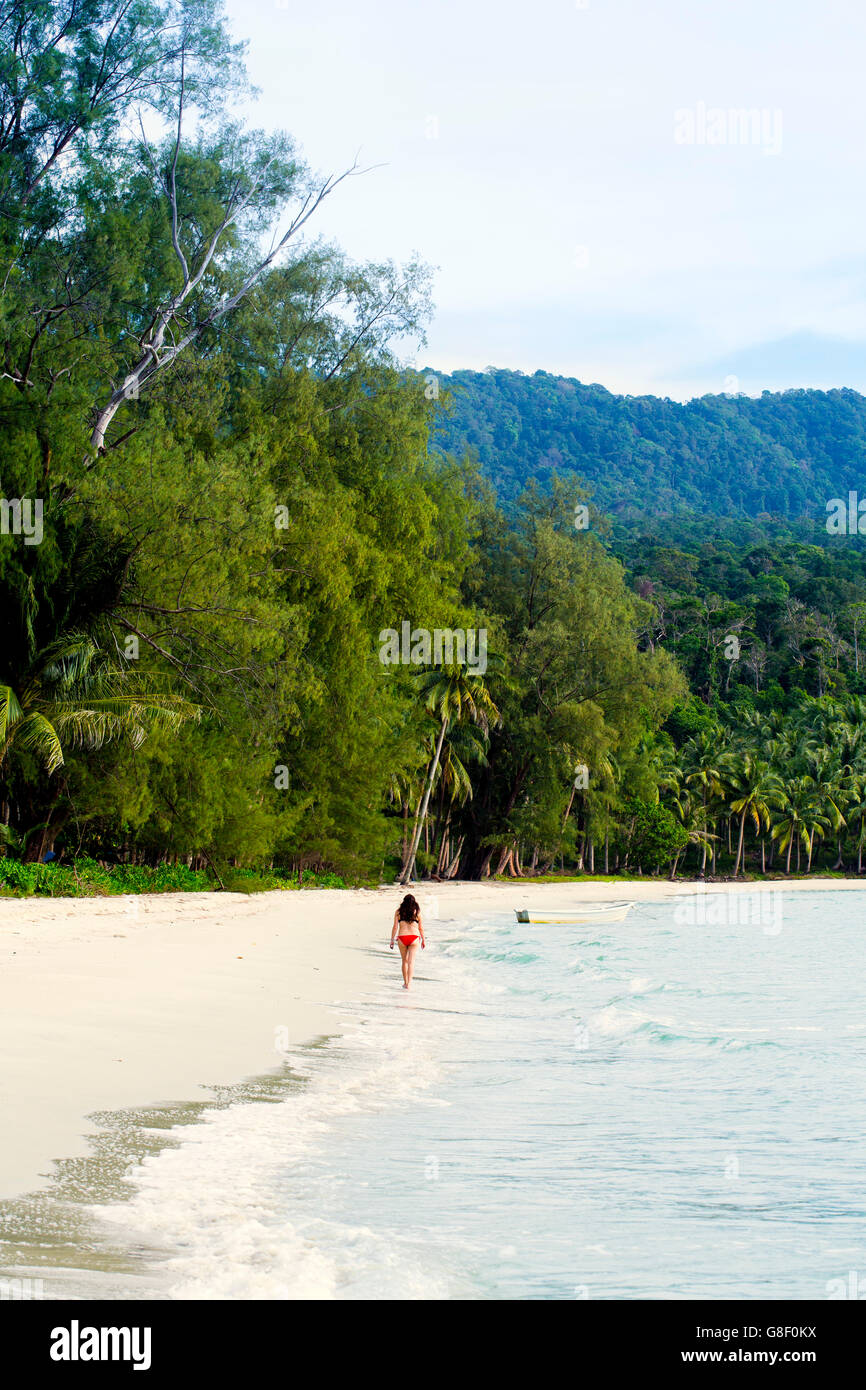 Young asian swimsuit model hi-res stock photography and images - Alamy