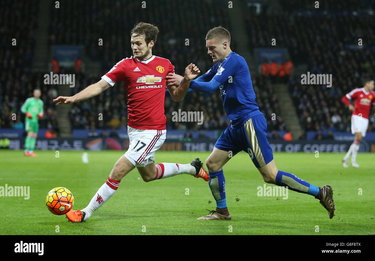 Manchester United's Daley Blind (left) and Leicester City's Jamie Vardy battle for the ball during the Barclays Premier League match at the King Power Stadium, Leicester. Stock Photo