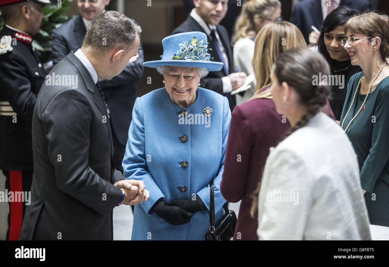 Civil servants in buckingham palace hires stock photography and images