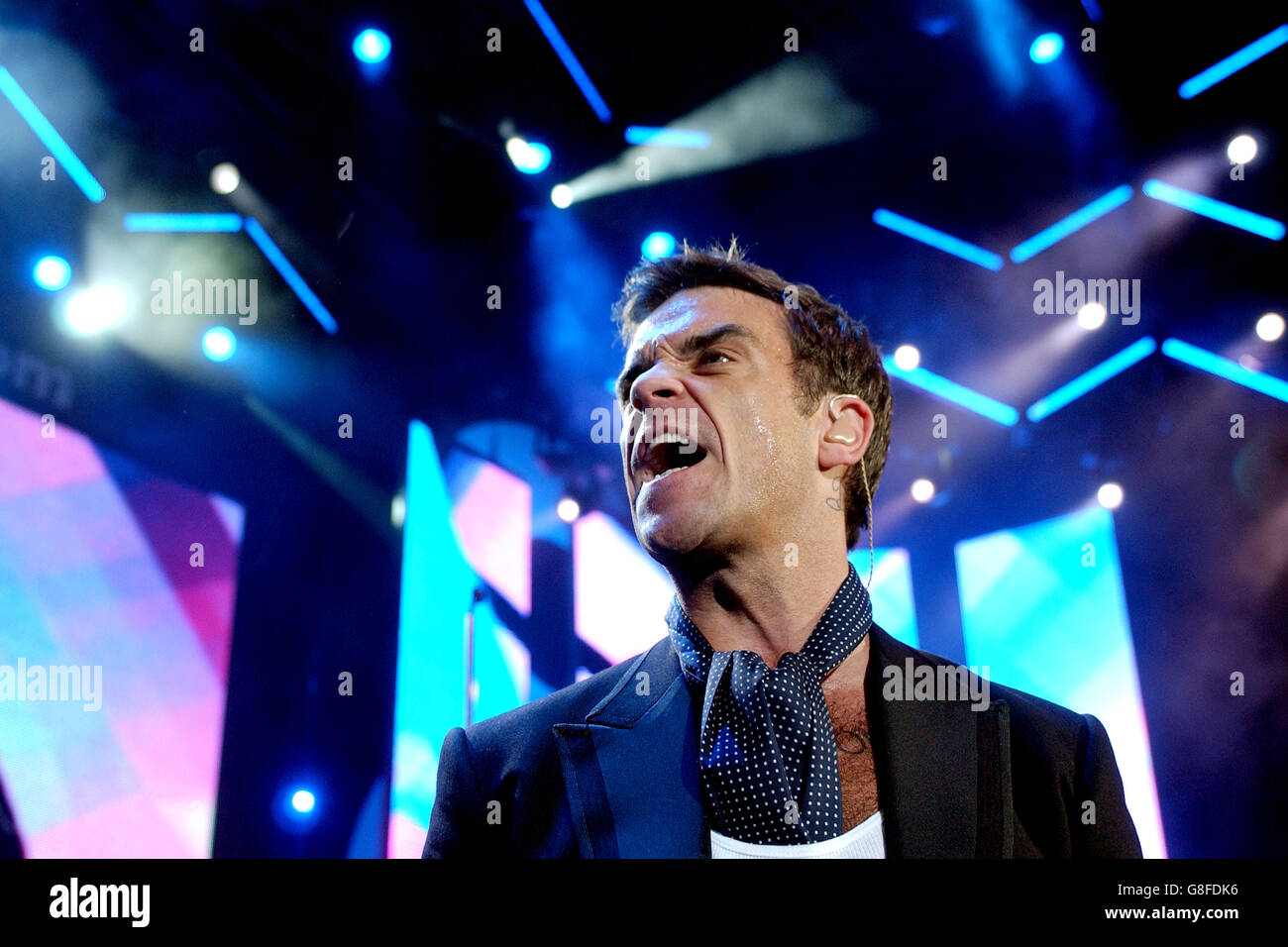 Live 8 Concert Hyde Park Stock Photo Alamy