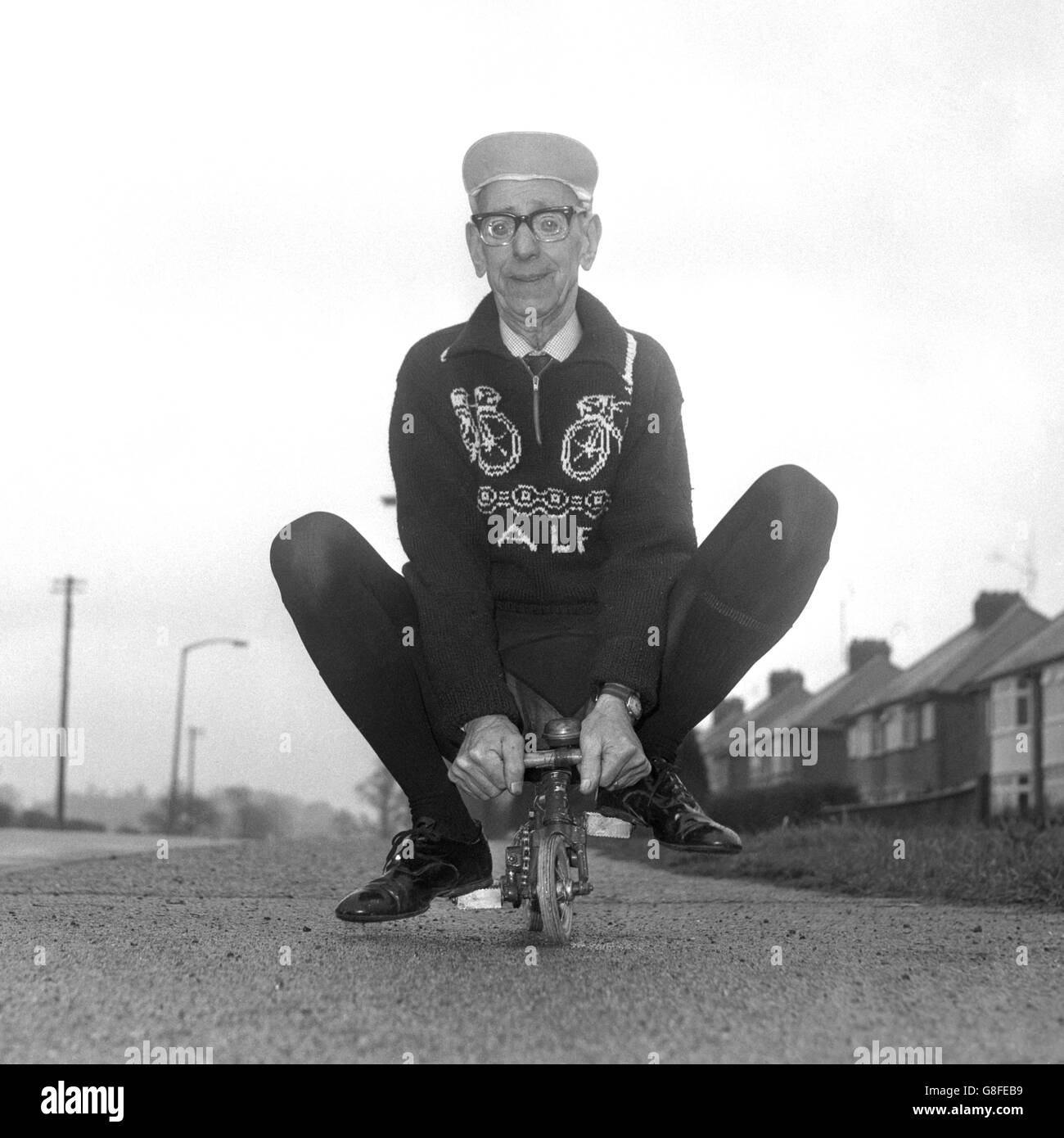 Miniature bicycle hires stock photography and images Alamy