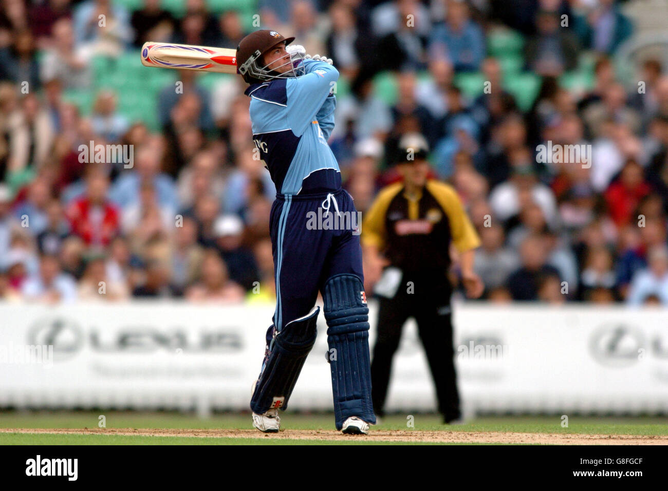 Cricket lexus action hires stock photography and images Alamy