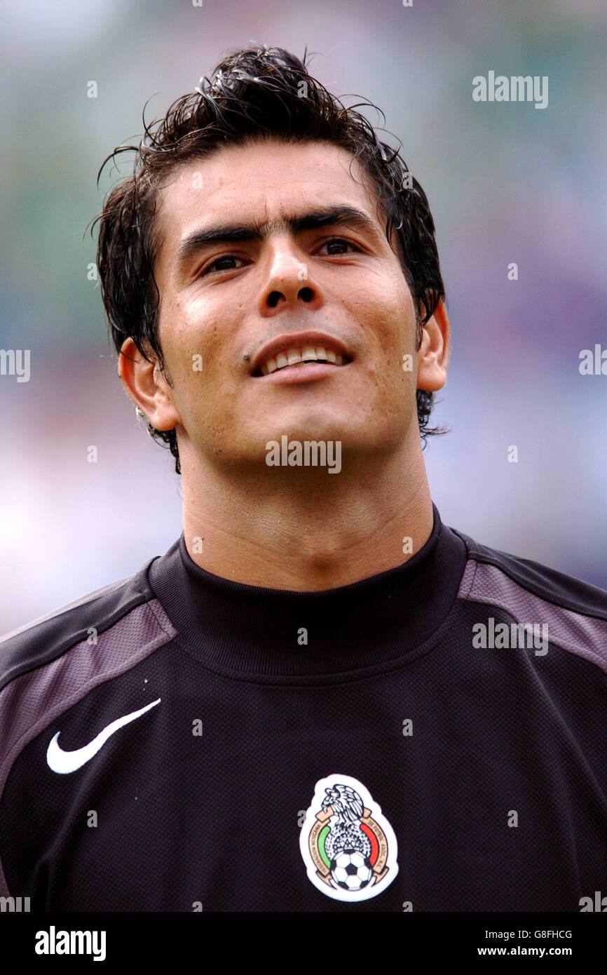 Oswaldo sanchez hi-res stock photography and images - Alamy