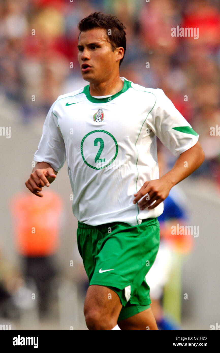 Soccer FIFA Confederations Cup 2005 Group B Japan v Mexico