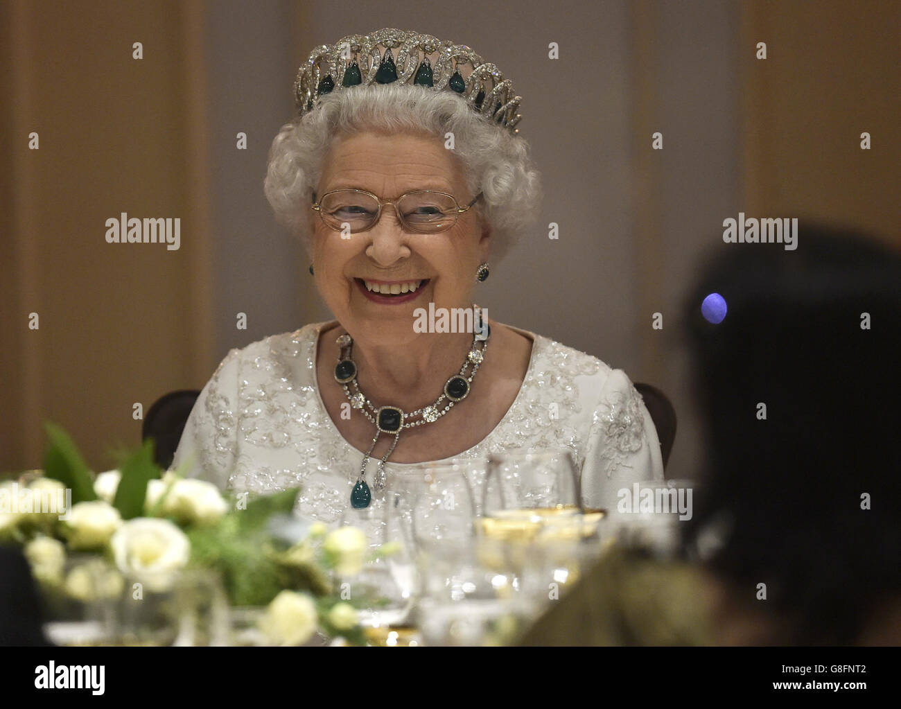 Queen Elizabeth II attends the traditional CHOGM dinner at the Corinthia Palace Hotel in Attard, Malta. Stock Photo