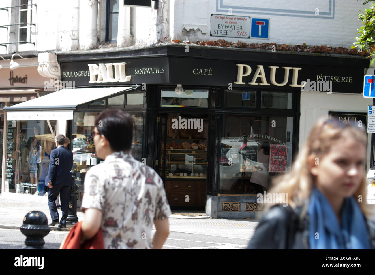 Kings Road Chelsea London Paul Cafe Patisserie Stock Photo Alamy