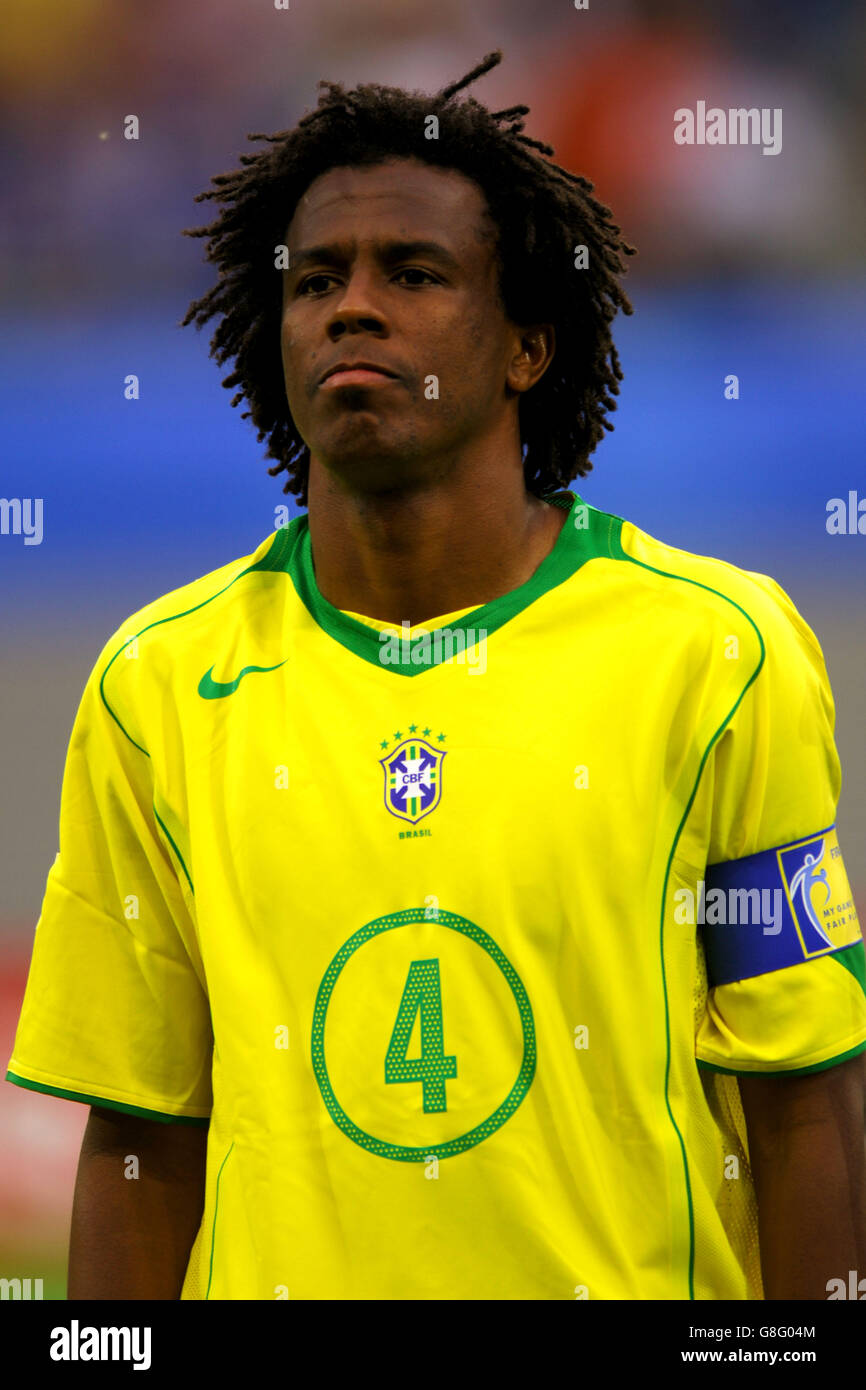 Soccer - FIFA Confederations Cup 2005 - Group B - Brazil v Greece - World Cup Stadium. Roque Junior, Brazil Stock Photo - Alamy