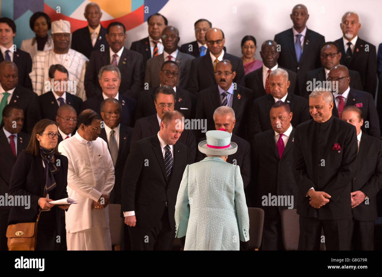 Queen Elizabeth II Joins Commonwealth Heads Of State As They Pose For A ...