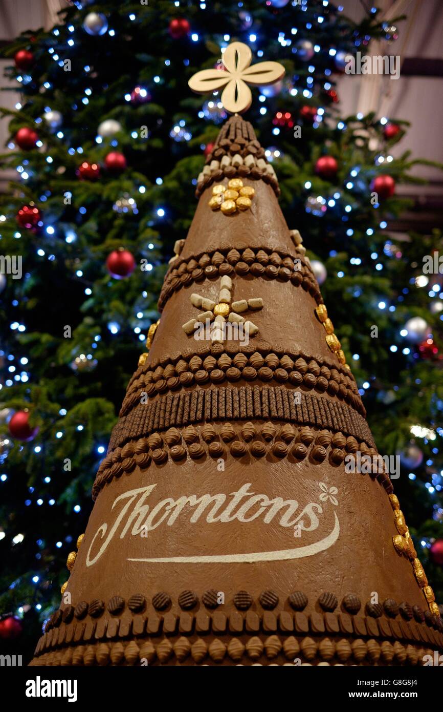 Thorntons chocolate christmas tree hires stock photography and images — free download