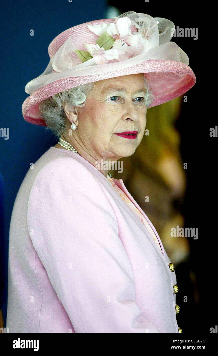 Queen Opens Two Passenger Ferry Berths Dover Ferry Terminal Stock