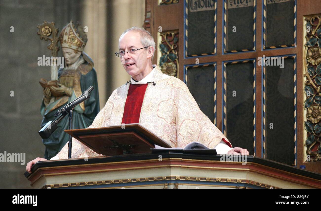 of Canterbury Christmas Day sermon Stock Photo Alamy