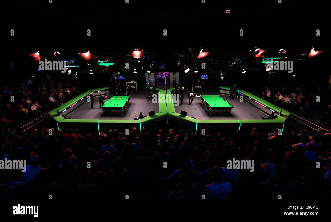A general view of the evening session on day nine of the 2015 Betway UK Snooker Championship at The York Barbican, York. PRESS ASSOCIATION Photo. Picture date: Thursday December 3, 2015. See PA story SNOOKER York. Photo credit should read: Simon Cooper/PA Wire Stock Photo