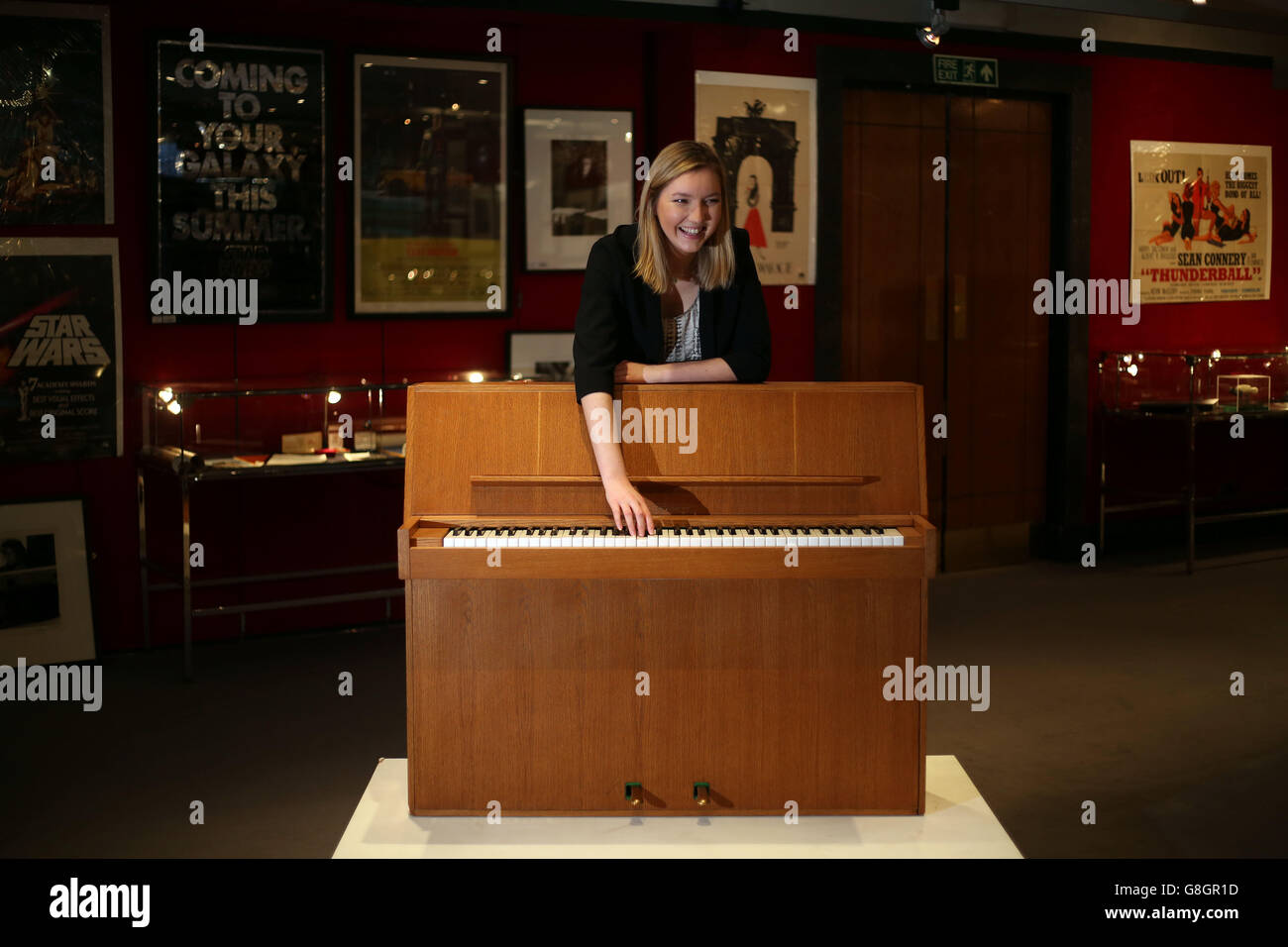 Entertainment Memorabilia sale Stock Photo Alamy