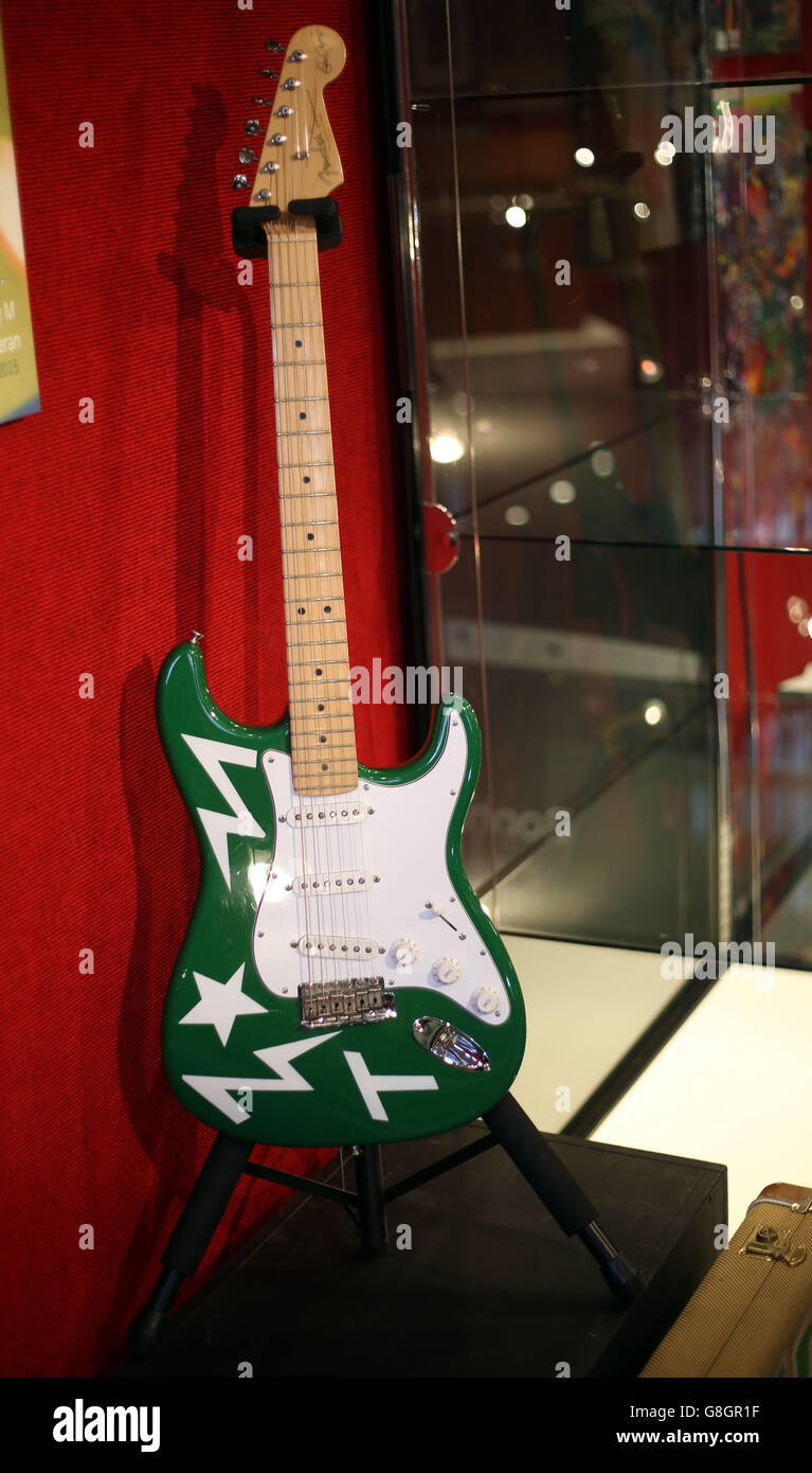 Entertainment Memorabilia sale Stock Photo Alamy