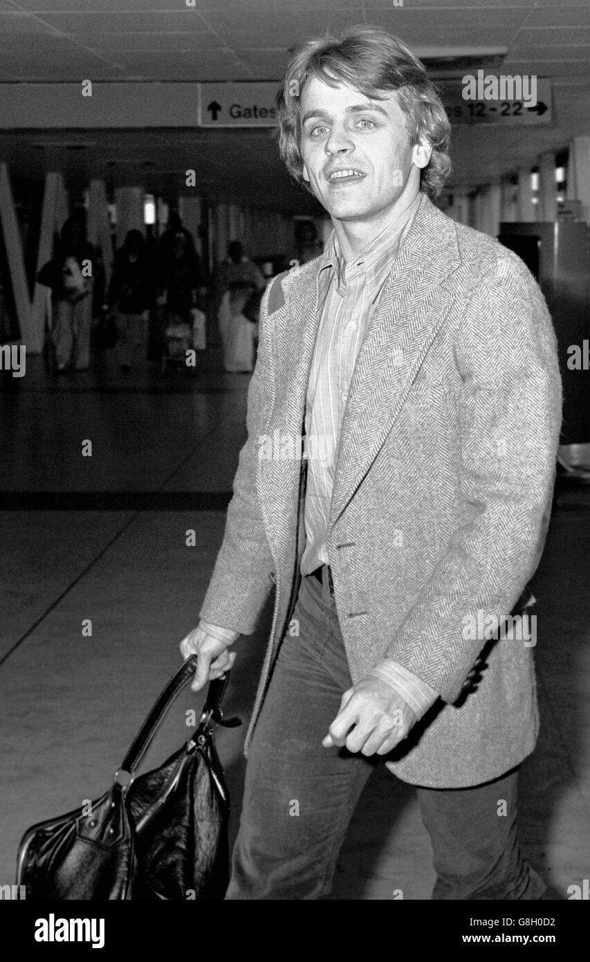 Mikhail Baryshnikov. Soviet ballet dancer Mikhail Baryshnikov, who defected to Canada, on his arrival at Heathrow Airport. Stock Photo