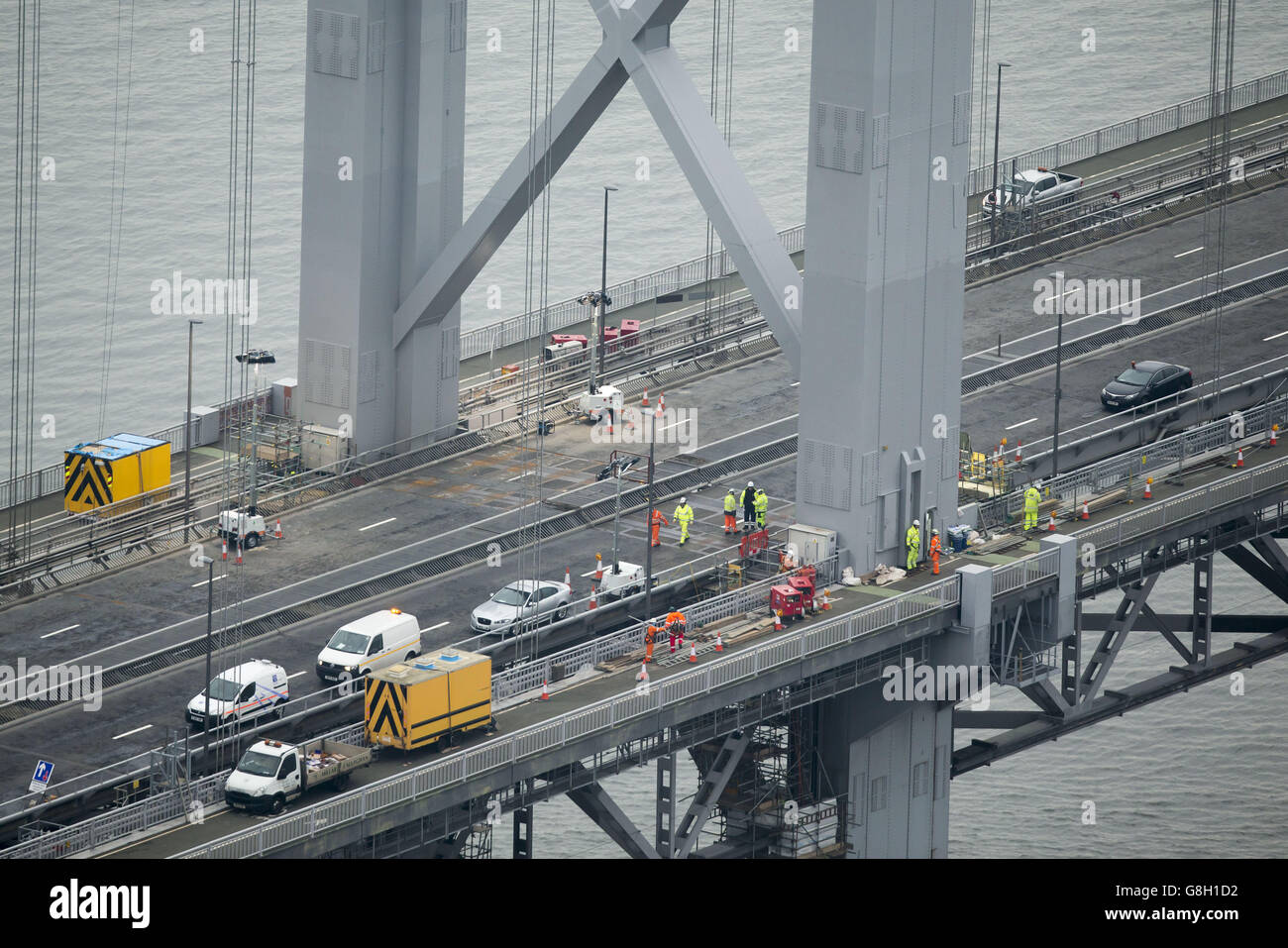 Forth Road Bridge closure Stock Photo Alamy