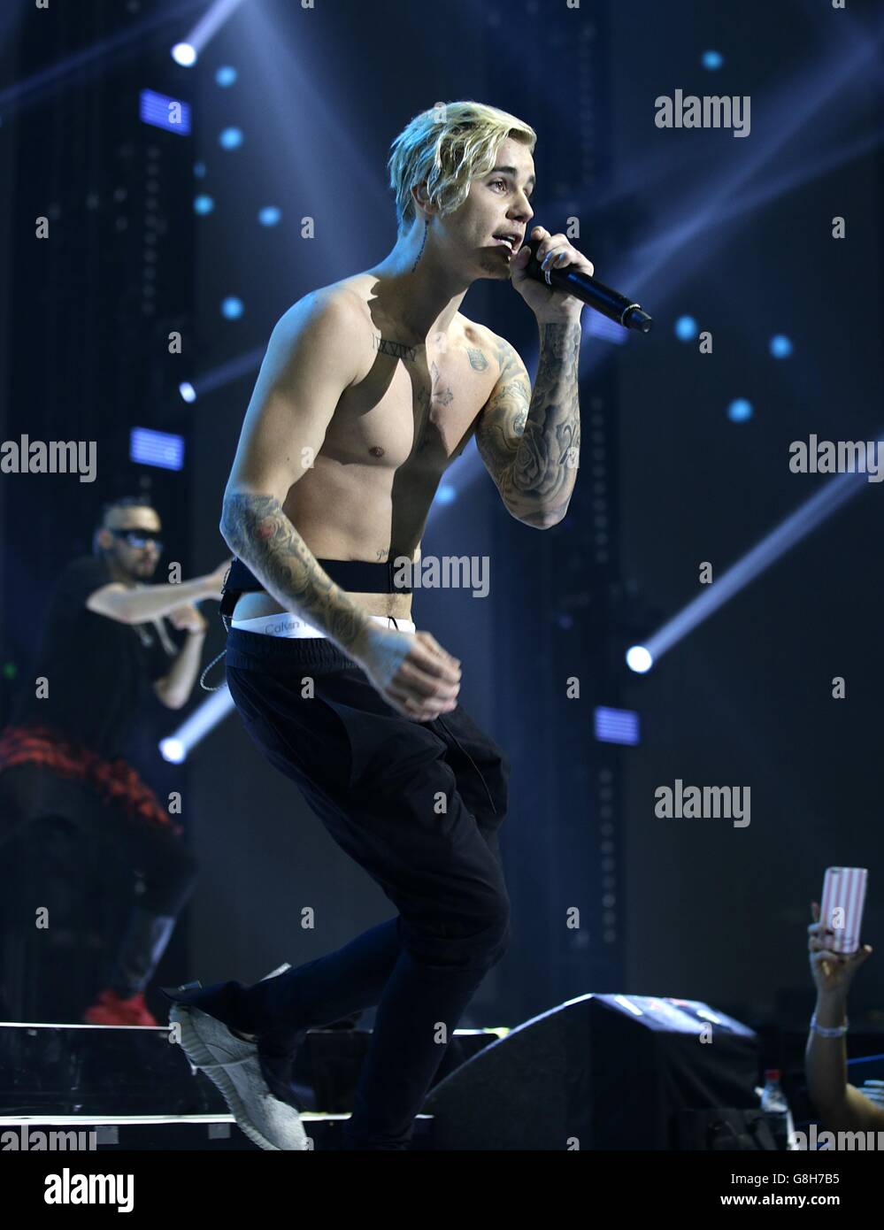 Justin Bieber performs on stage during the Capital FM Jingle Bell Ball 2015  held at The O2 Arena, London Stock Photo - Alamy