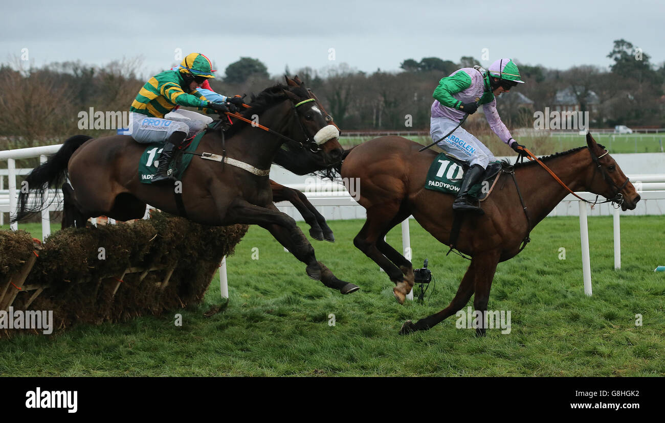 Leopardstown Races - Christmas Festival - Day Two Stock Photo - Alamy