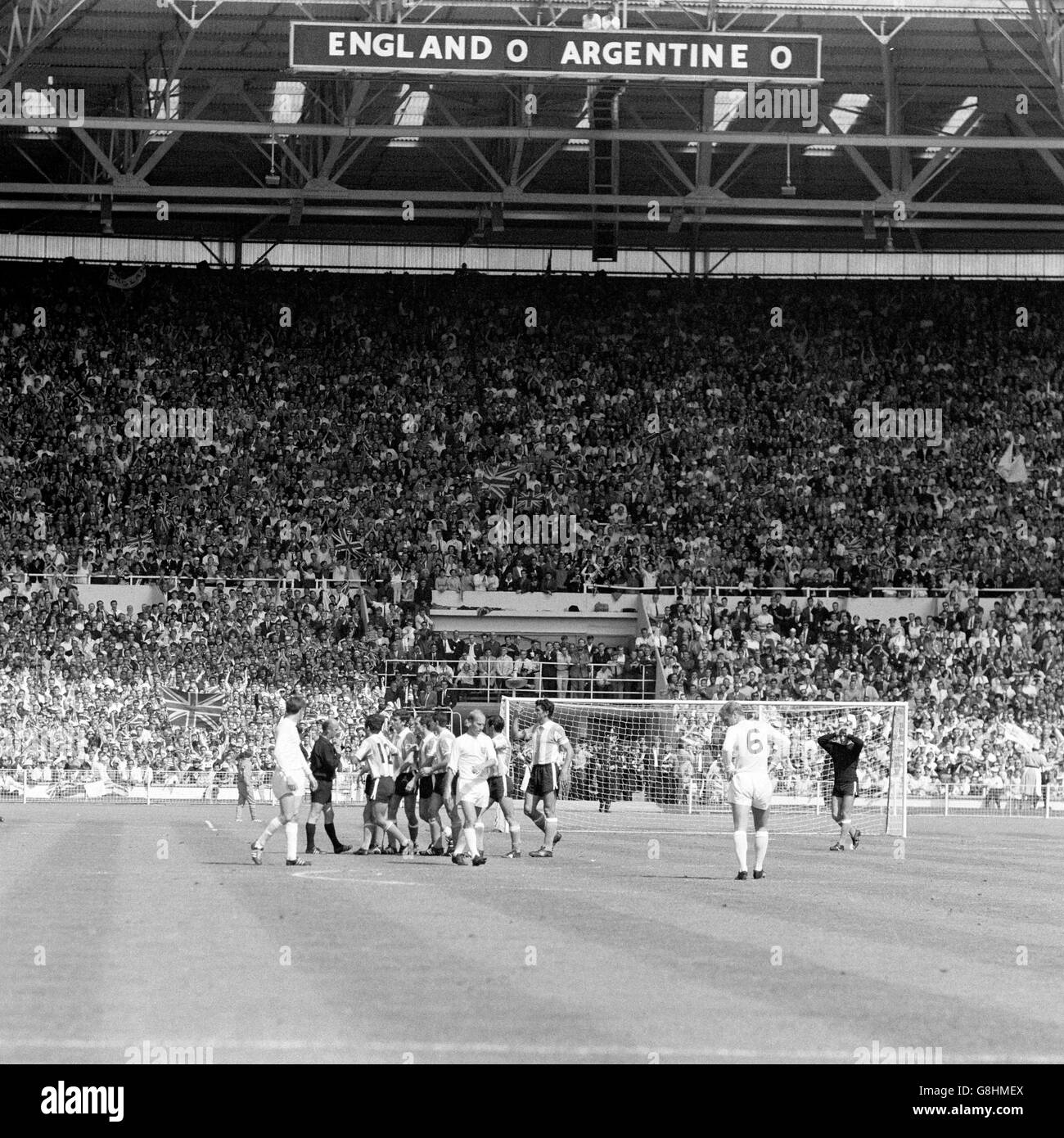 Soccer - World Cup England 1966 - Quarter Final - England v Argentina - Wembley Stadium Stock Photo