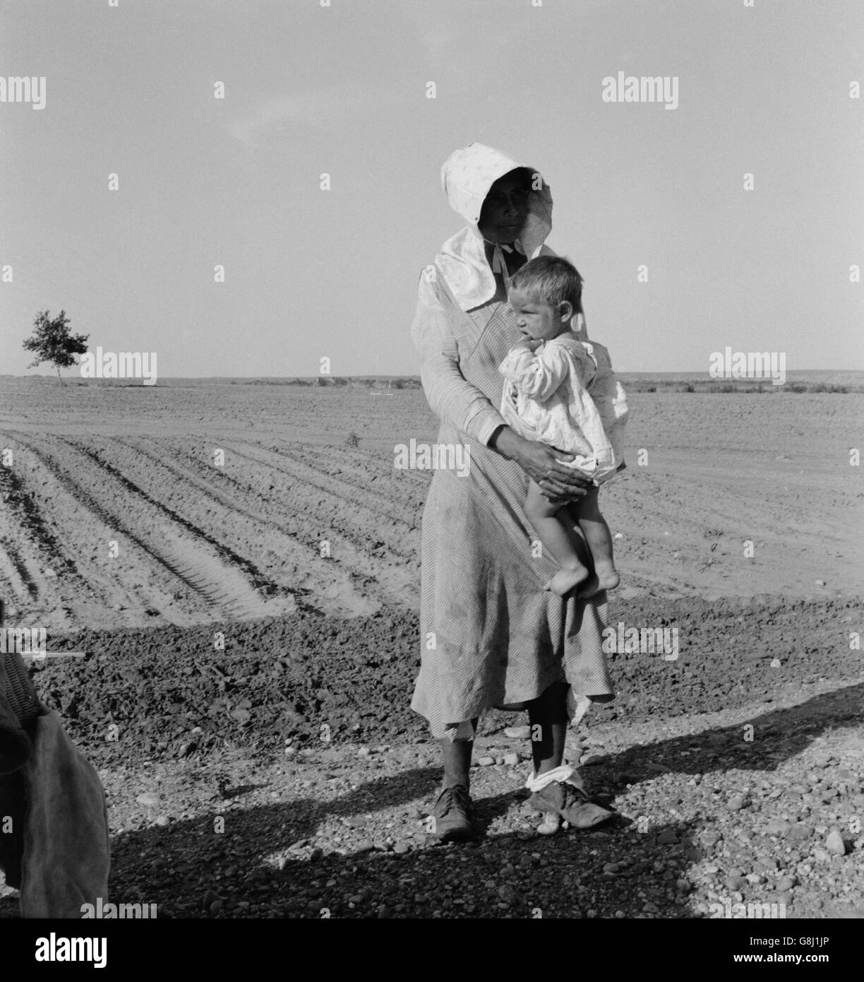Mother and Child of Flood Refugee Family, near Memphis, Texas, USA, Dorothea Lange for Farm Security Administration, May 1937 Stock Photo