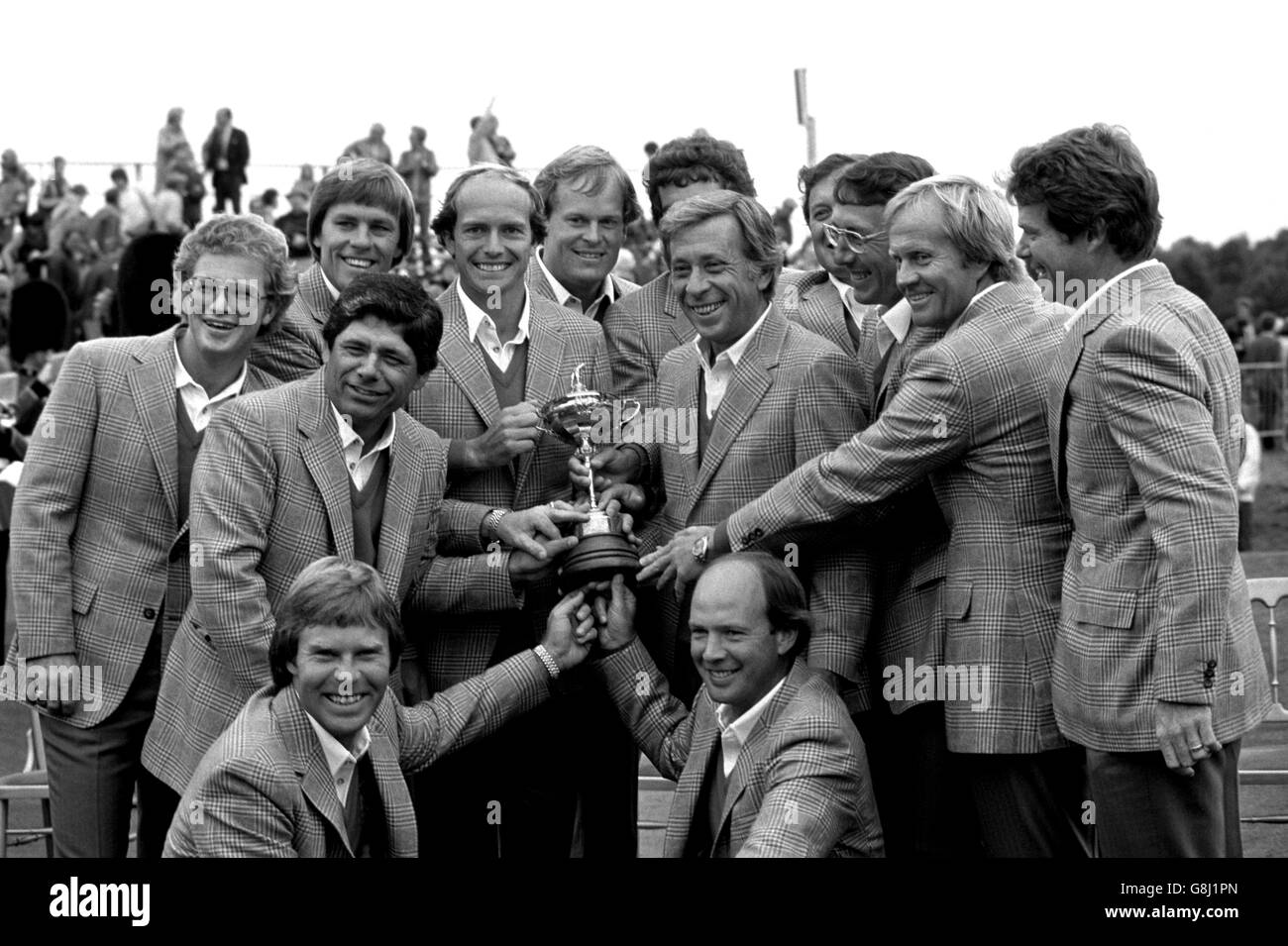 Black and white celebrating trophy rydercupteam rydercup eccx