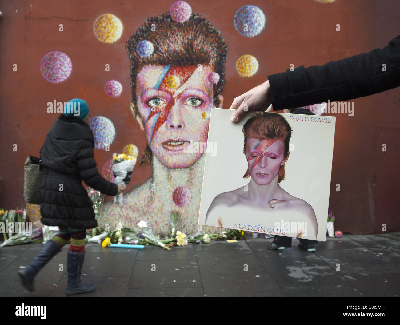 David Bowie's Aladdin Sane Album Sleeve Inside Cover by RCA