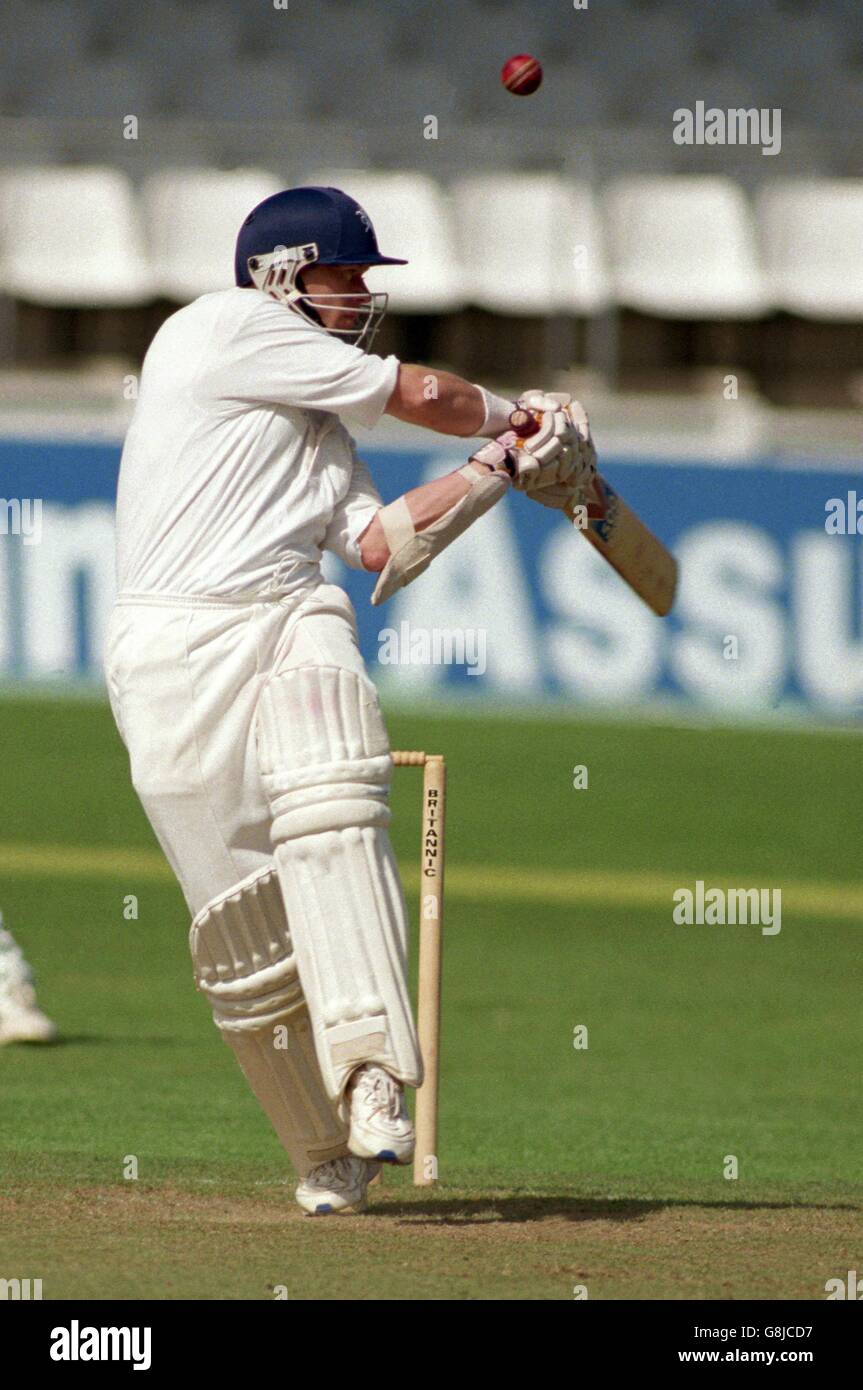Cricket-Kent v Gloucestershire-Canterbury. Kents Alan Wells attempts to hook a short ball from Mike Smith on his way to a score of 77. Stock Photo