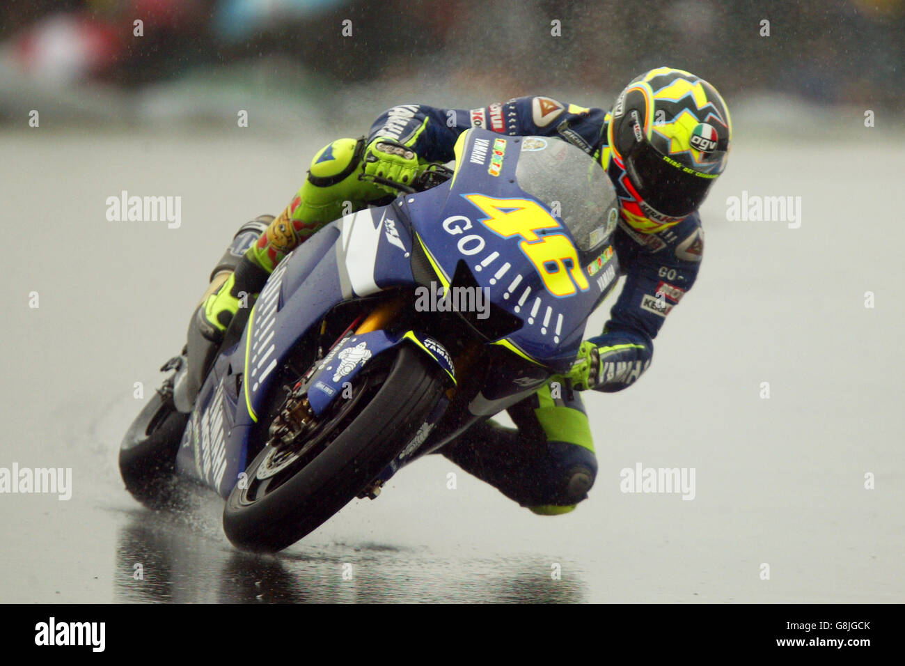 Motorcycling - British Grand Prix - Moto GP - Race - Donnington Park.  Valentino Rossi, Gauloises Yamaha Team Stock Photo - Alamy