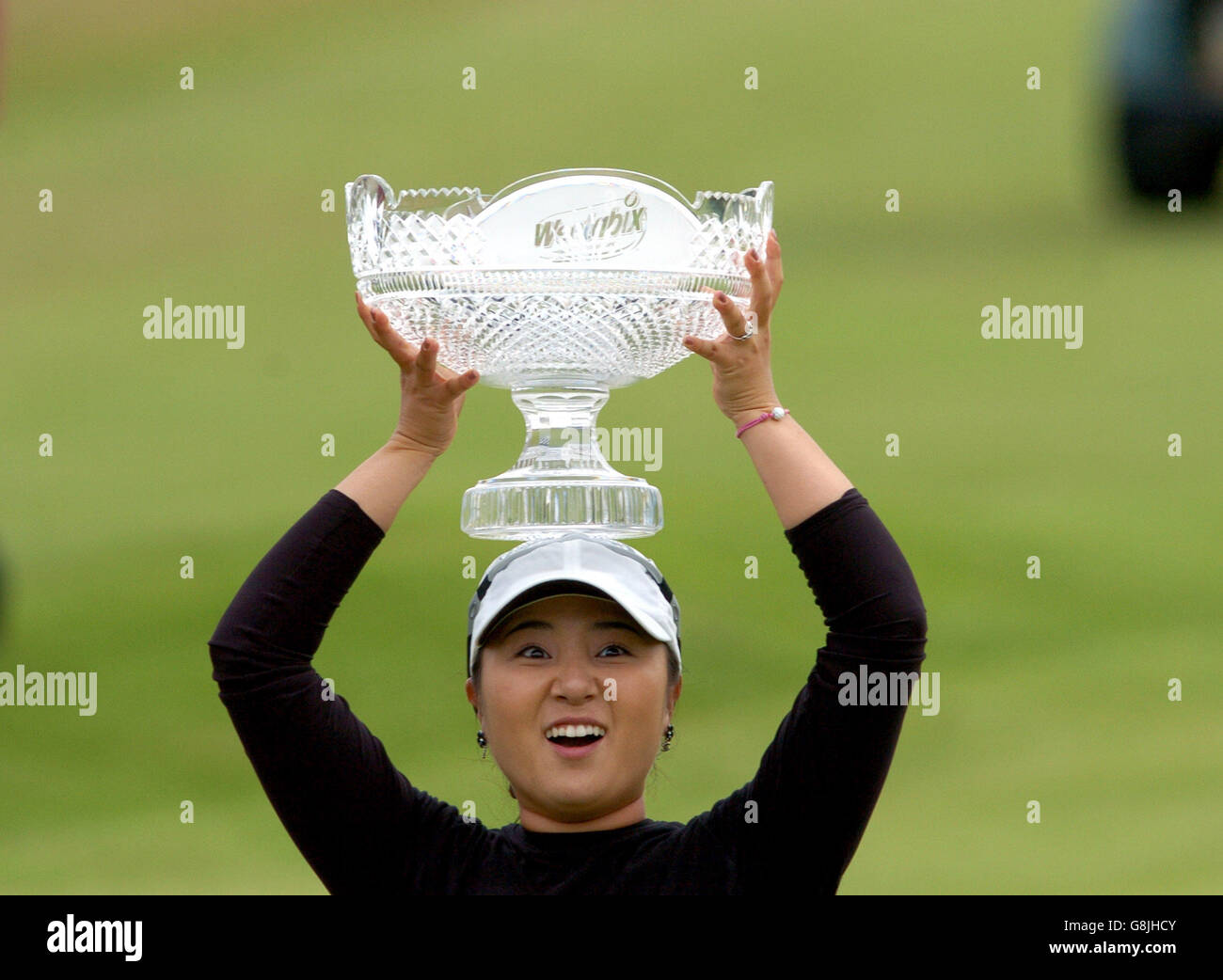 Jeong Jang Celebrates With The Trophy After Her Victory Stock Photo Alamy