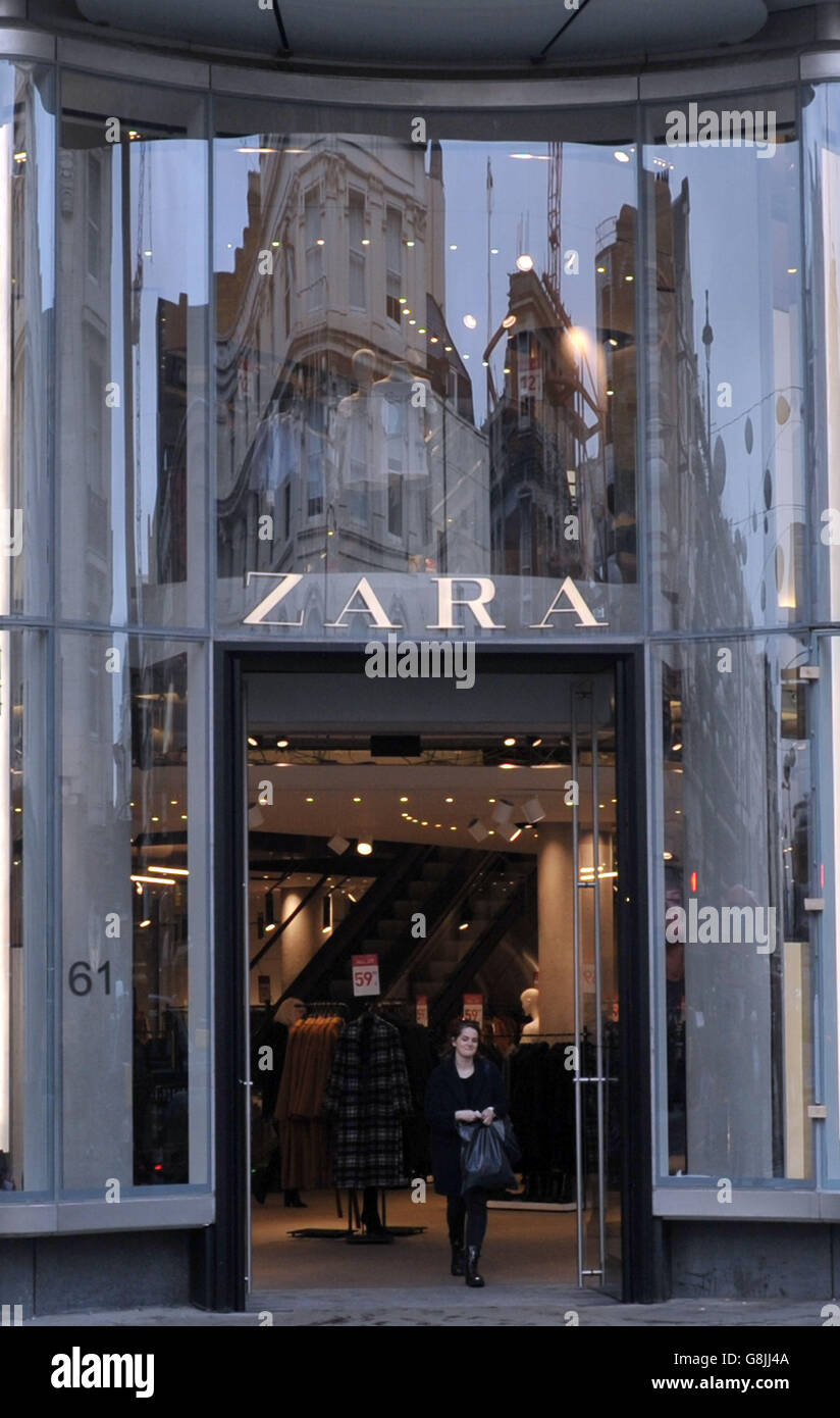 Shop sign stock. The Zara store in Oxford Street, central London Stock