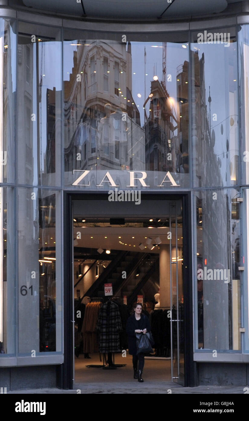 Zara store sign hi-res stock photography and images - Alamy