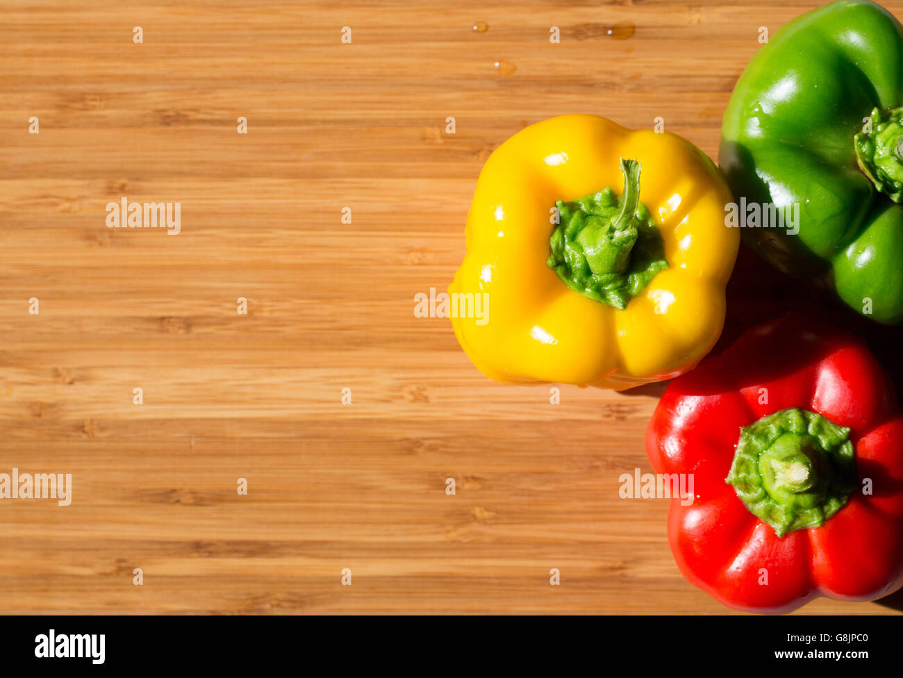 Green , yellow and red bell pepper background Stock Photo - Alamy