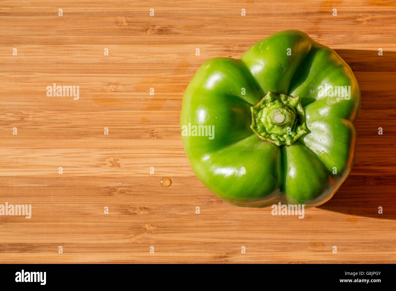 Green , yellow and red bell pepper background Stock Photo - Alamy
