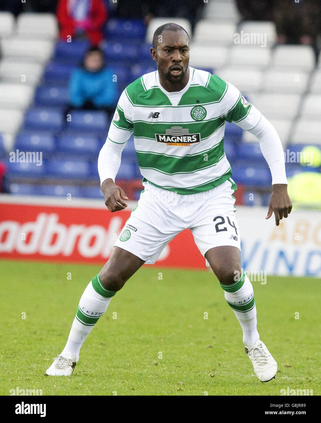 Celtic's Carlton Cole during the Ladbrokes Scottish Premiership at Caledonian Stadium, Inverness. PRESS ASSOCIATION Photo. Picture date: Sunday November 29, 2015. See PA story SOCCER Inverness. Photo credit should read: Jeff Holmes/PA Wire. EDITORIAL USE ONLY. Stock Photo