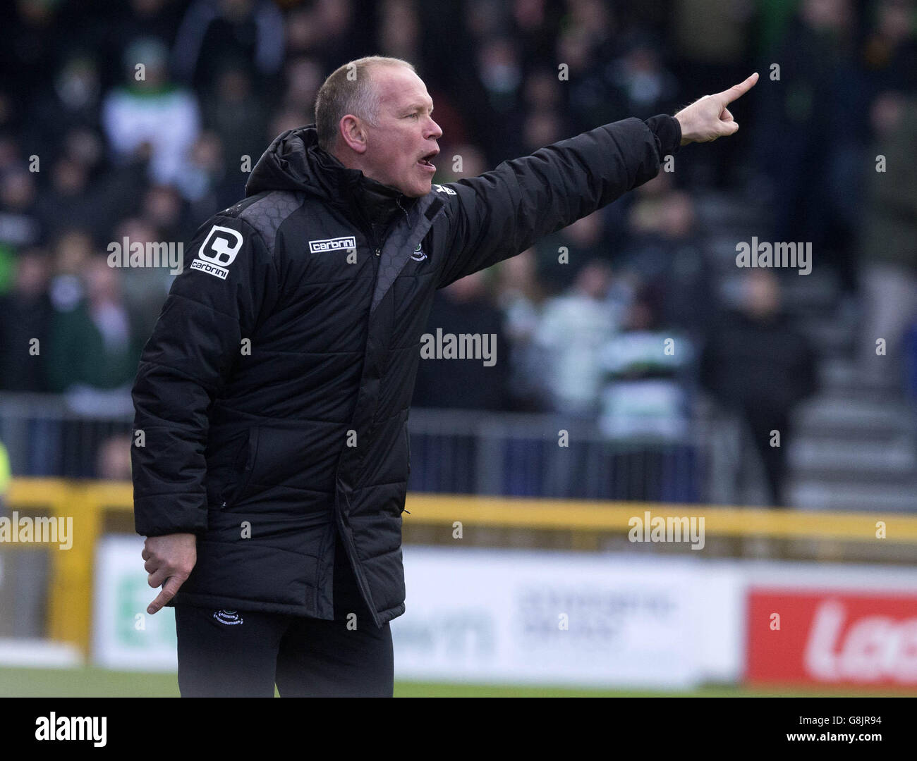 Inverness Caledonian Thistle manager John Hughes during the Ladbrokes Scottish Premiership at Caledonian Stadium, Inverness. PRESS ASSOCIATION Photo. Picture date: Sunday November 29, 2015. See PA story SOCCER Inverness. Photo credit should read: Jeff Holmes/PA Wire. EDITORIAL USE ONLY. Stock Photo