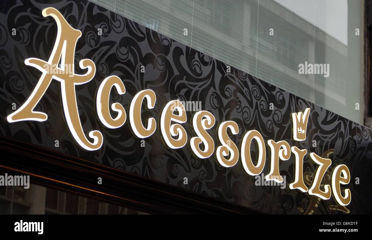 General Views of Shops in London. The Accessorize store on Oxford
