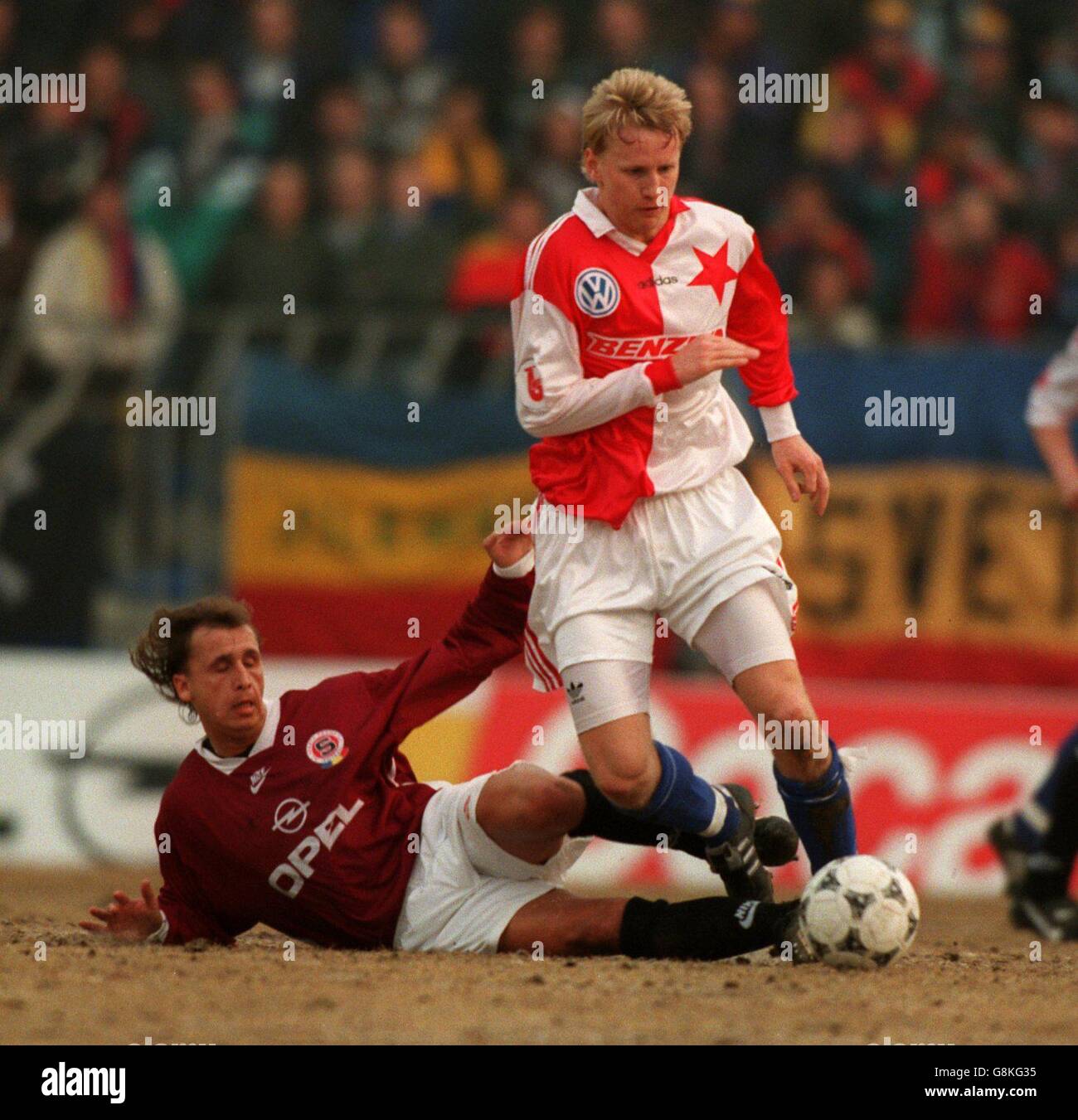 Czech Soccer - Sparta Prague v Slavia Prague. Radek Bejbl, Slavia Prague  (right Stock Photo - Alamy