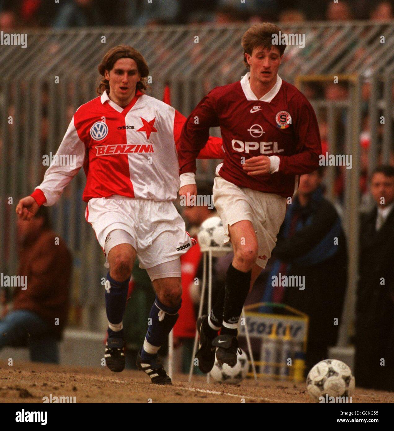 Czech Soccer - Sparta Prague v Slavia Prague. Radek Bejbl, Slavia Prague  (right Stock Photo - Alamy