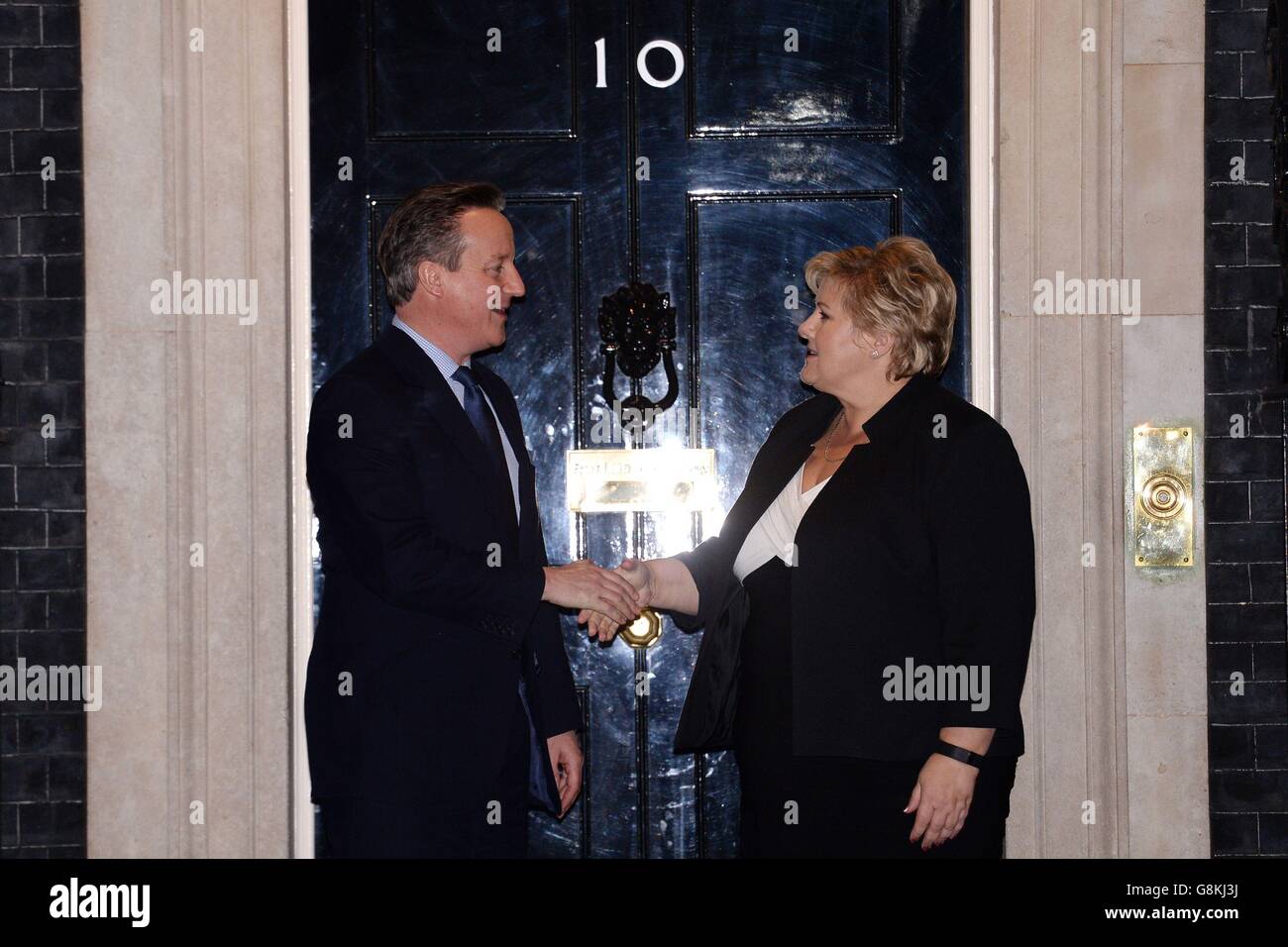 David cameron meets erna solberg hires stock photography and images