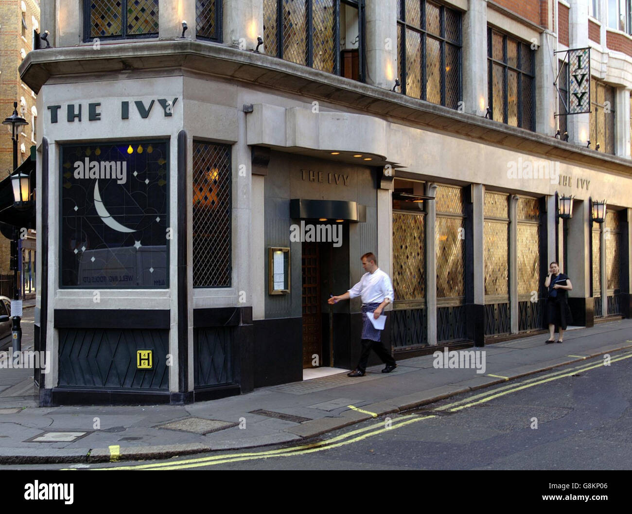 A general view of The Ivy restaurant in London's West End, Tuesday August 30, 2005. The celebrity hangout has been usurped by south London's Chez Bruce as the city's favourite restaurant according to Harden's London Restaurant Guide. See PA story CONSUMER Restaurants. PRESS ASSOCIATION Photo. Photo credit should read: Matthew Fearn/PA Stock Photo
