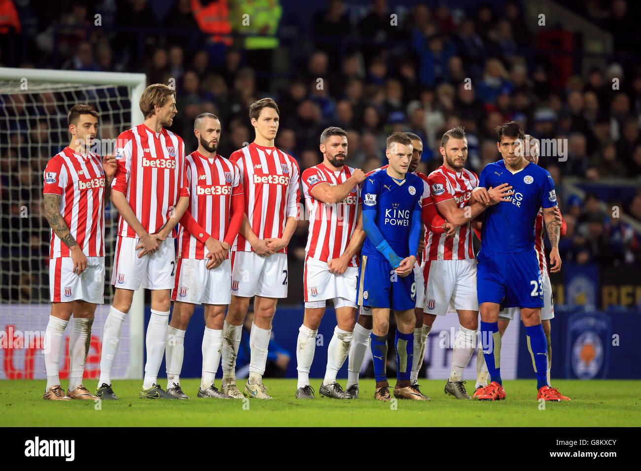 Leicester City S Jamie Vardy And Leonardo Ulloa Right Join The Stoke City Wall During The Barclays Premier League Match At The King Power Stadium Leicester Stock Photo Alamy