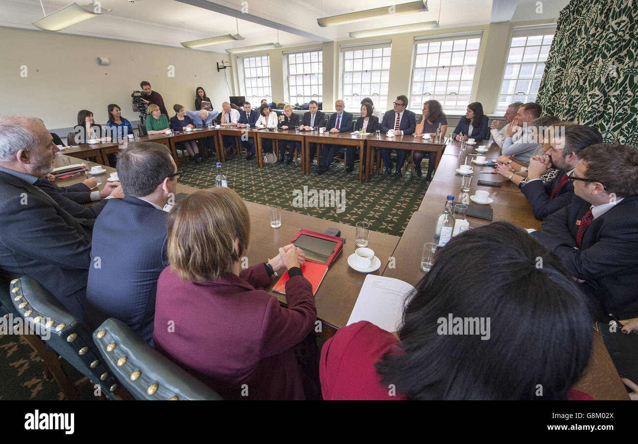 Shadow cabinet meeting Stock Photo - Alamy