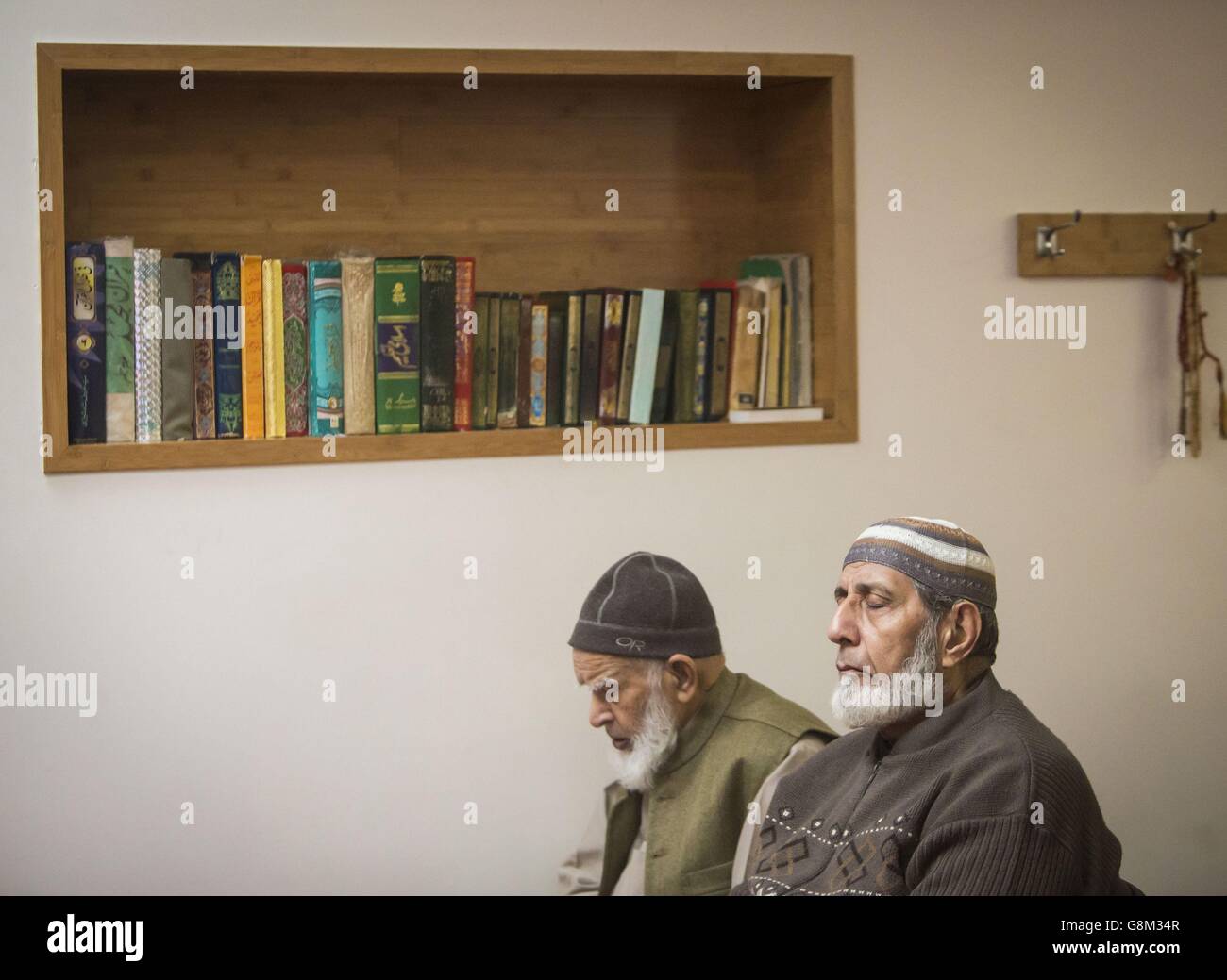 Muslims pray at the al furqan islamic centre in glasgow hires stock photography and images Alamy Muslims pray at the al furqan islamic centre in glasgow hires stock photography and images Alamy