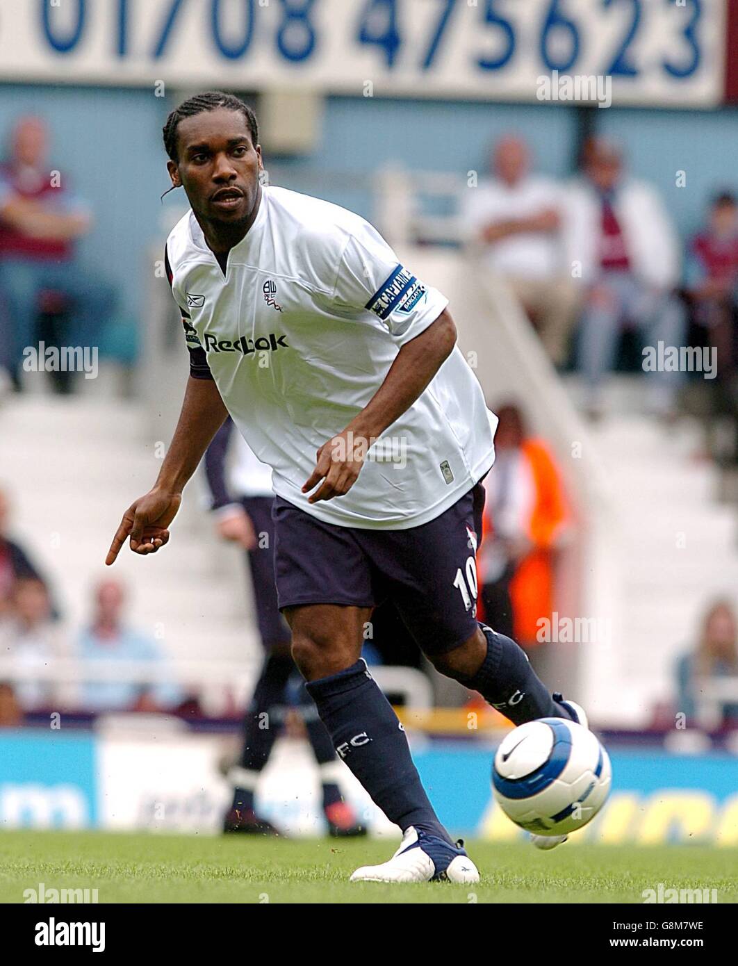 Bolton Wanderers Jay Jay Okocha Hi res Stock Photography And Images Alamy bolton-wanderers-jay-jay-okocha-hi-res-stock-photography-and-images-alamy