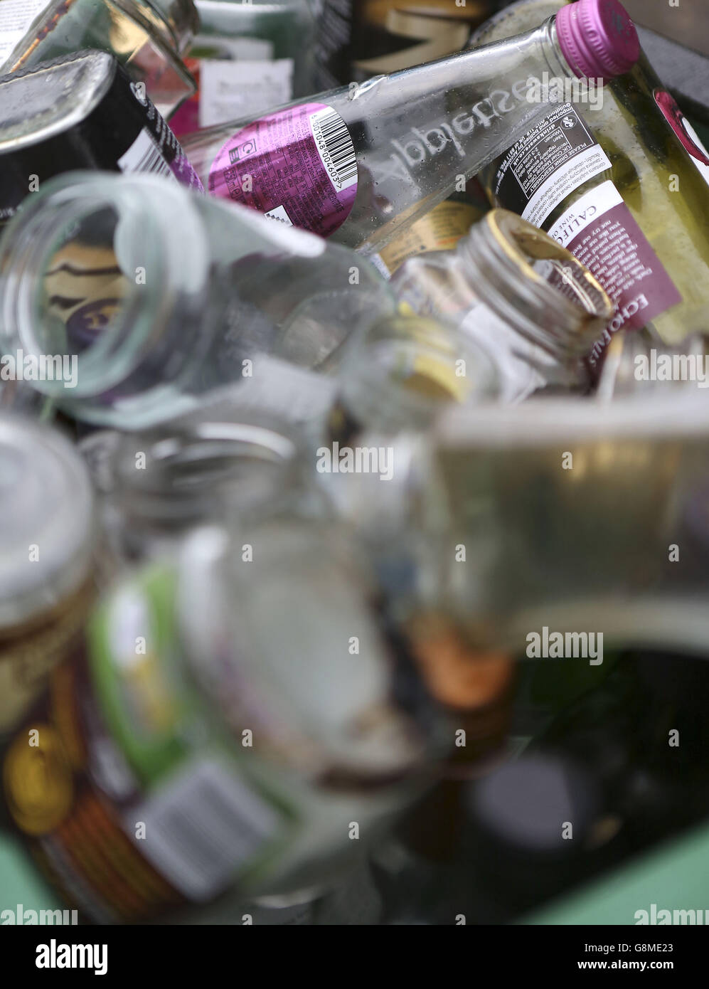 News environment recycle hi-res stock photography and images - Alamy