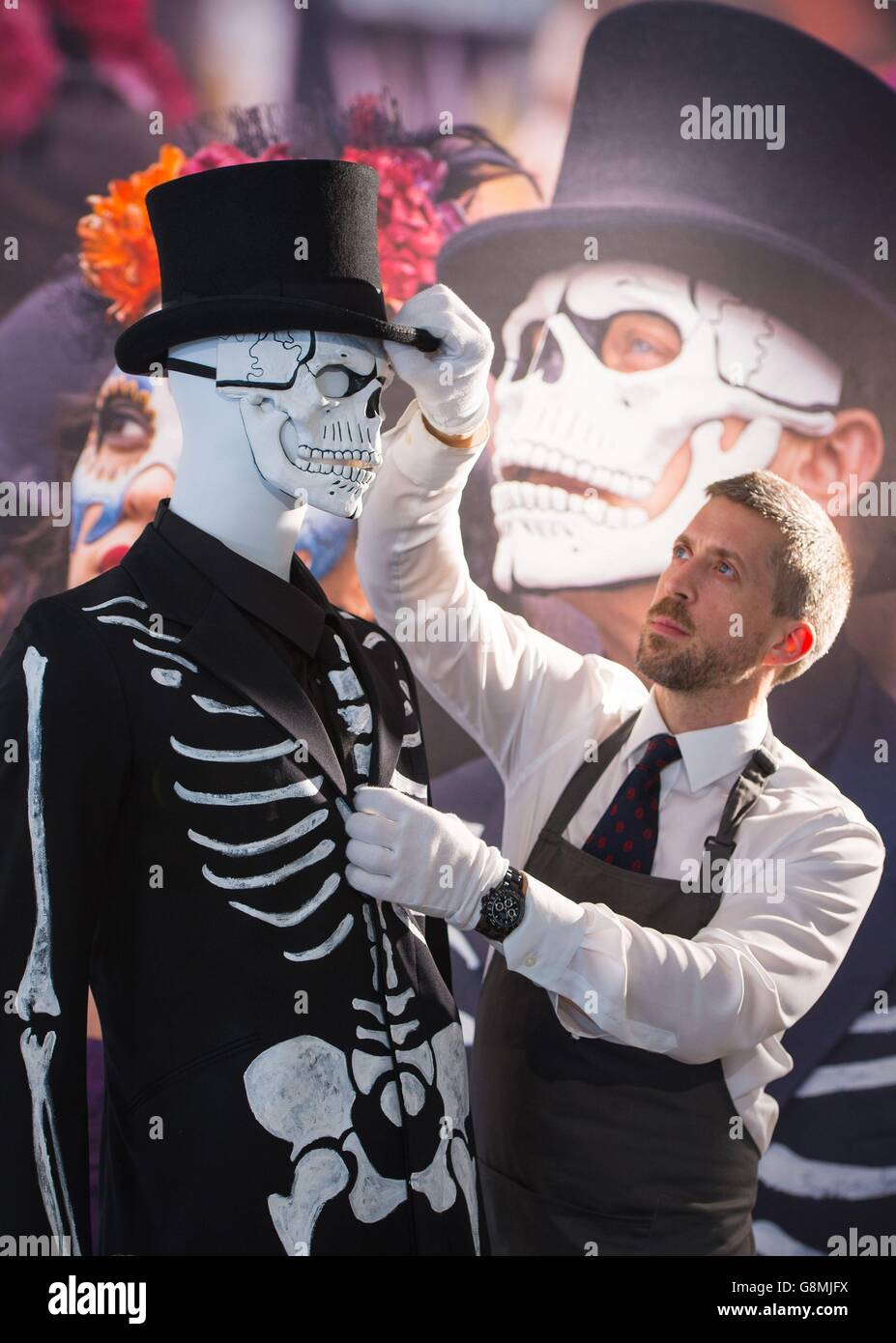 James Bond auction Stock Photo Alamy