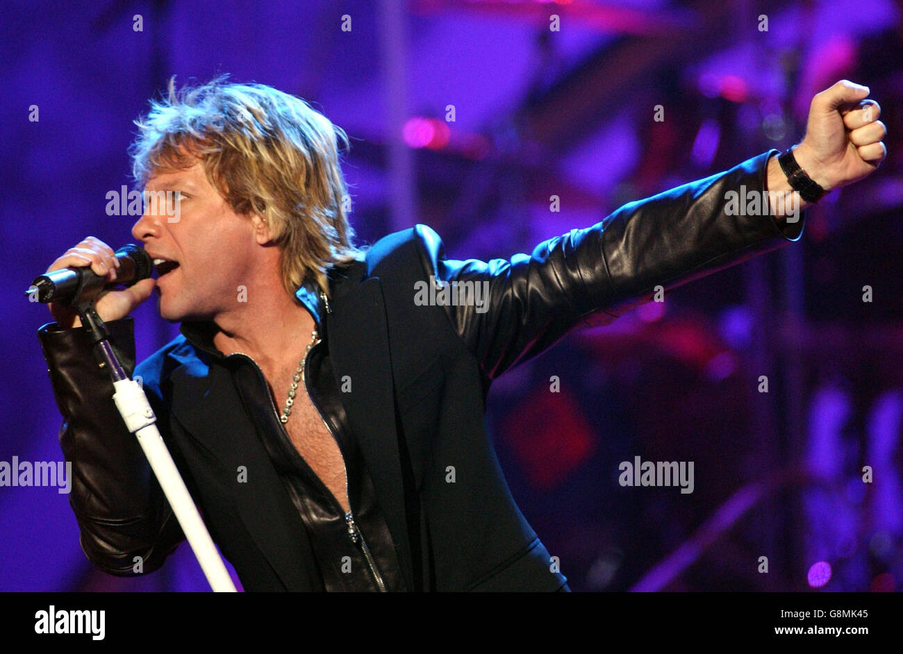AP OUT Jon Bon Jovi performs live on stage, during the World Music Awards, at the Kodak Theatre in Hollywood, Los Angeles Wednesday 31 August 2005. PRESS ASSOCIATION Photo. Photo credit should read: Anthony Harvey/PA Stock Photo