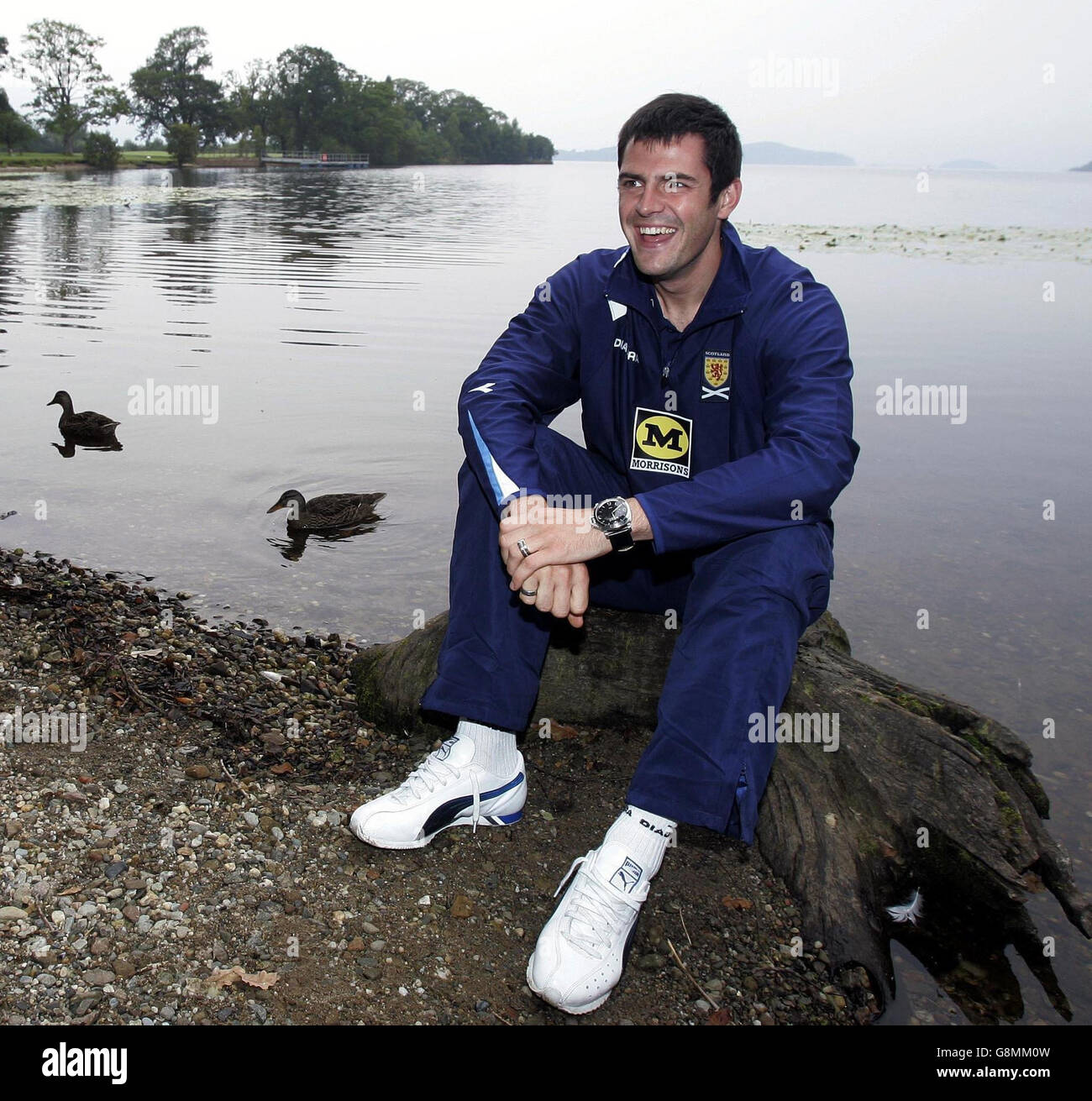 cotland's Steven Thompson at the team hotel at Cameron House on the banks of Loch Lomond, Wednesday August 31, 2005. Scotland play Italy in a World Cup Qualifier at Hampden Park on Saturday. PRESS ASSOCIATION Photo. Photo credit should read: Andrew Milligan/PA. Stock Photo