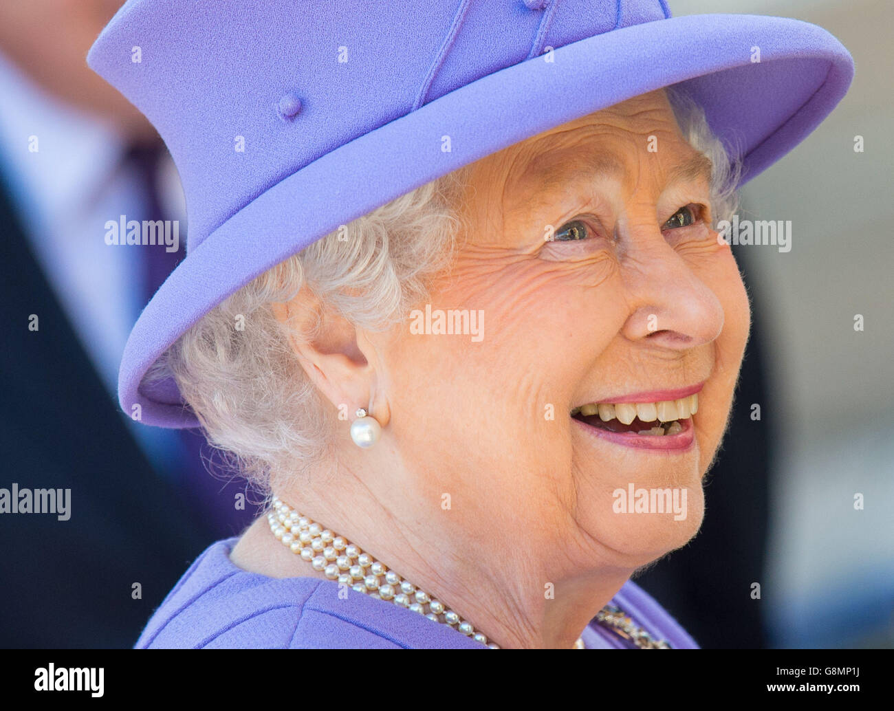 Queen Elizabeth II departs following a visit to the construction site of the Bond Street Crossrail Station in London. Stock Photo
