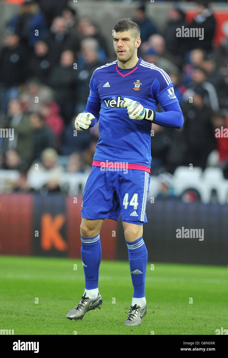 Southampton S Fraser Forster During The Barclays Premier League Match At The Liberty Stadium Swansea Stock Photo Alamy